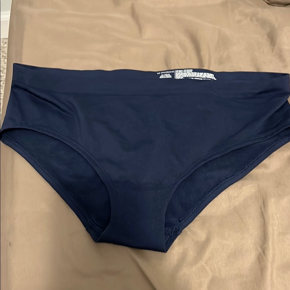 No Boundaries XL Navy Blue Seamless Underwear